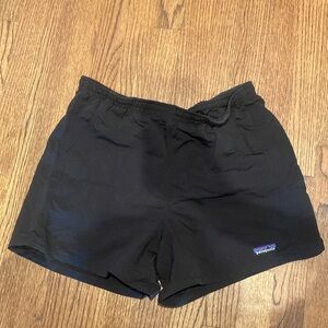 Patagonia baggies 5” women’s black medium